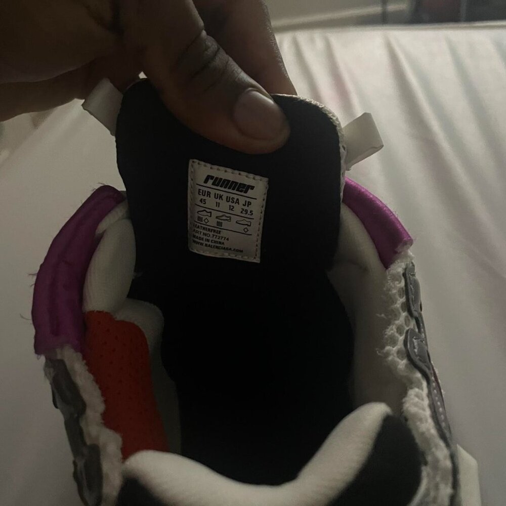 Balenciaga sneakers - Picture 2 of 6